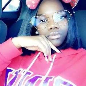 Meet your Posher, Takeela